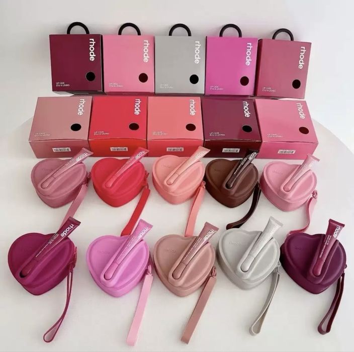 Rhode LipGloss cu Accesoriu de silicon