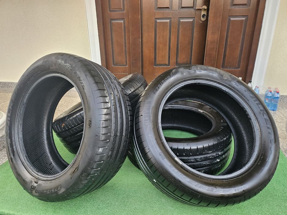 Vând 4  anvelope Falken Azenis Fk520... 275.50.R20...2500 km DOT 2025