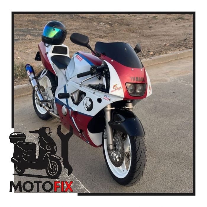 Мотоцикл Yamaha FZR