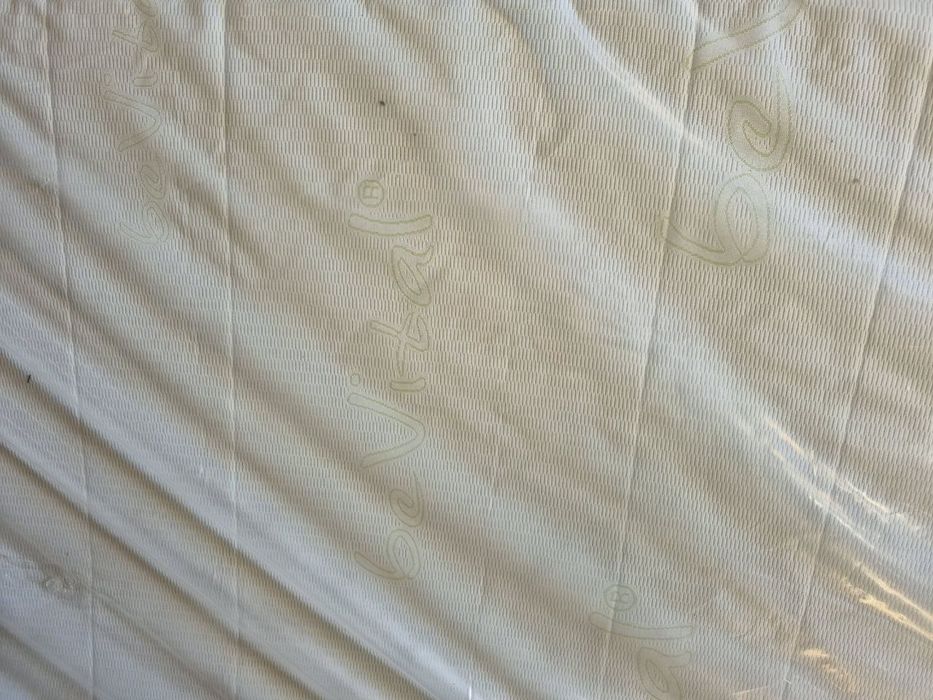 Saltea pentru pat 140×200