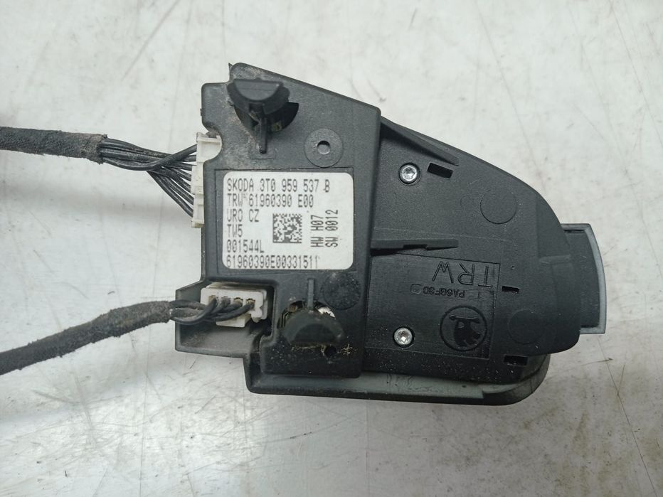 Comenzi volan 3t0959537b 61960390e00 Skoda Superb 2 [2008 - 2013]