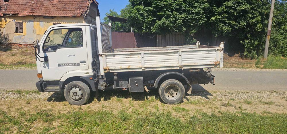 Vând Nissan Cabstar basculabil