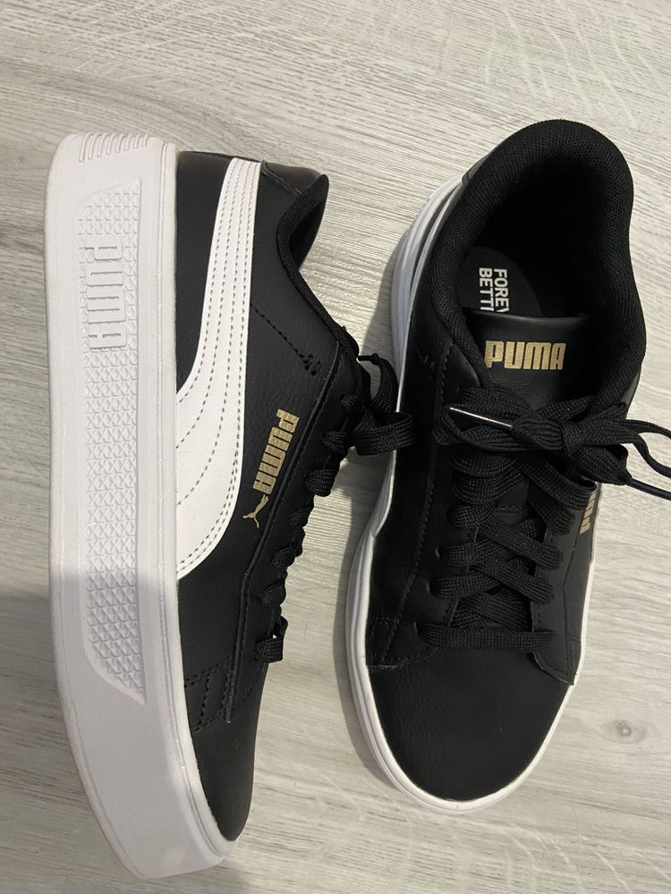 Оригинални кецове puma smash platform 38номер59