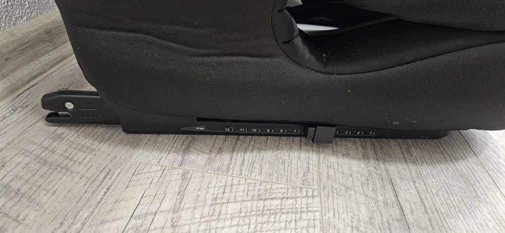 Scaun Auto ISOFIX  Wunderkid  9 -36 kg  im stare foarte bună 2 ani