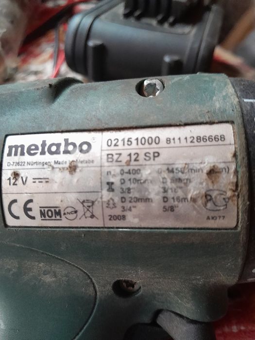 Scule electrice Makita și Metabo