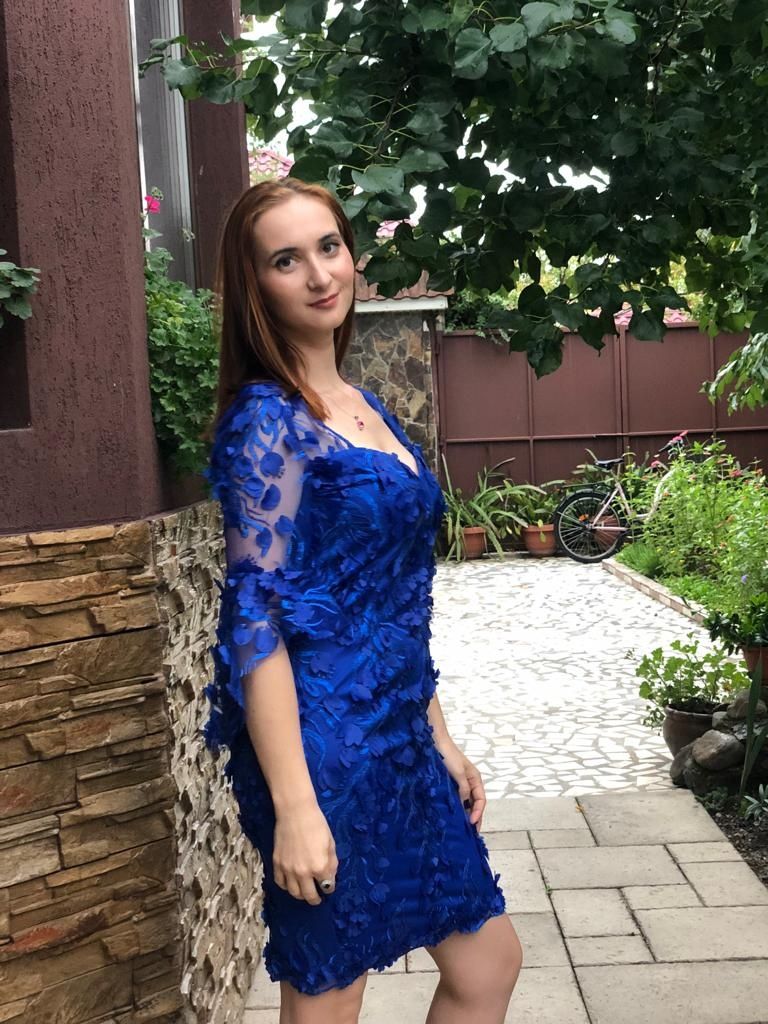 Rochie albastră elegantă