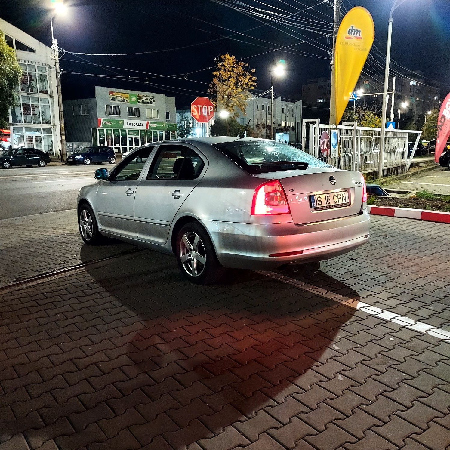 Vând skoda Octavia 1.6 tdi