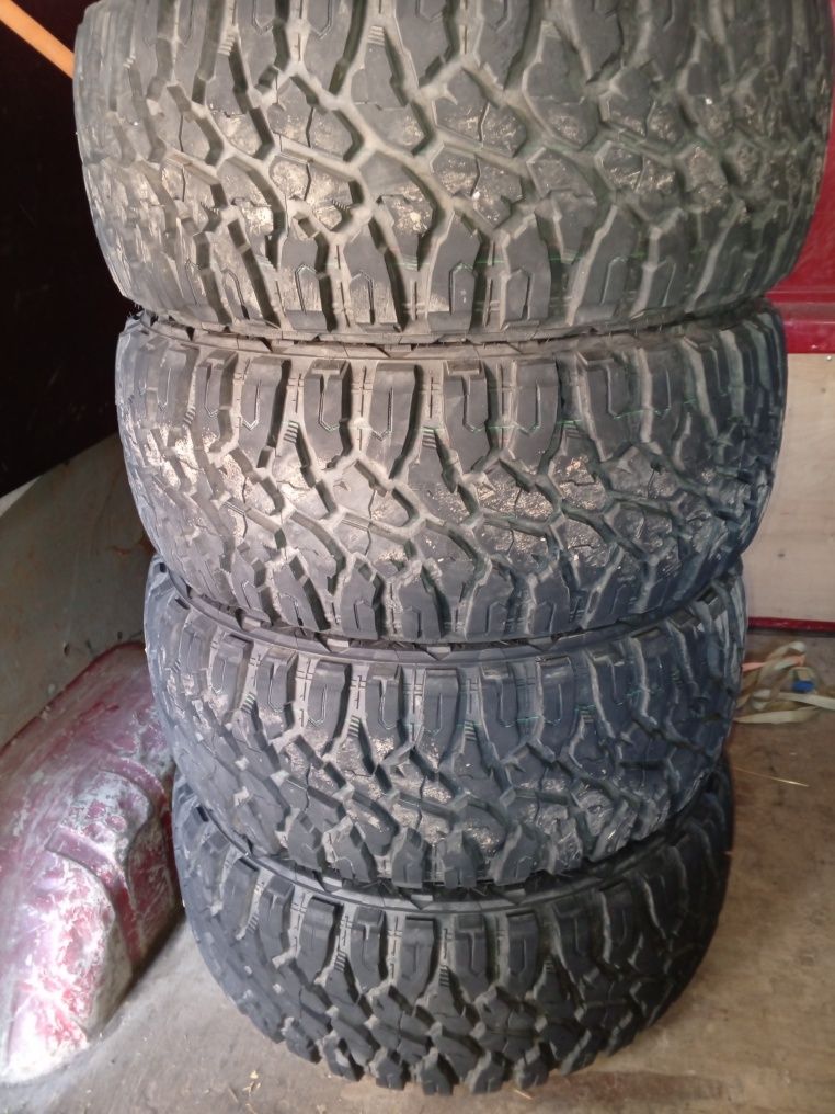 Off-road Гуми 35 13.5 20 Roadcruza 3200