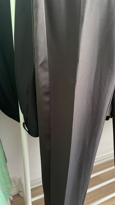 Pantaloni costum Mango