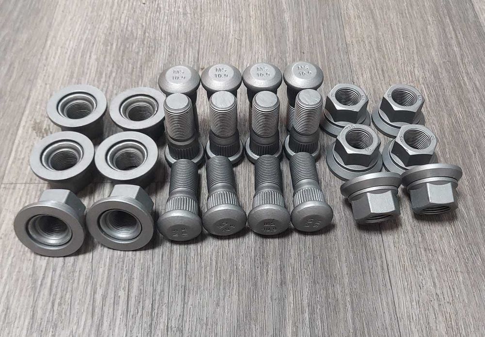 Колёсные болты с гайками ГАЗель