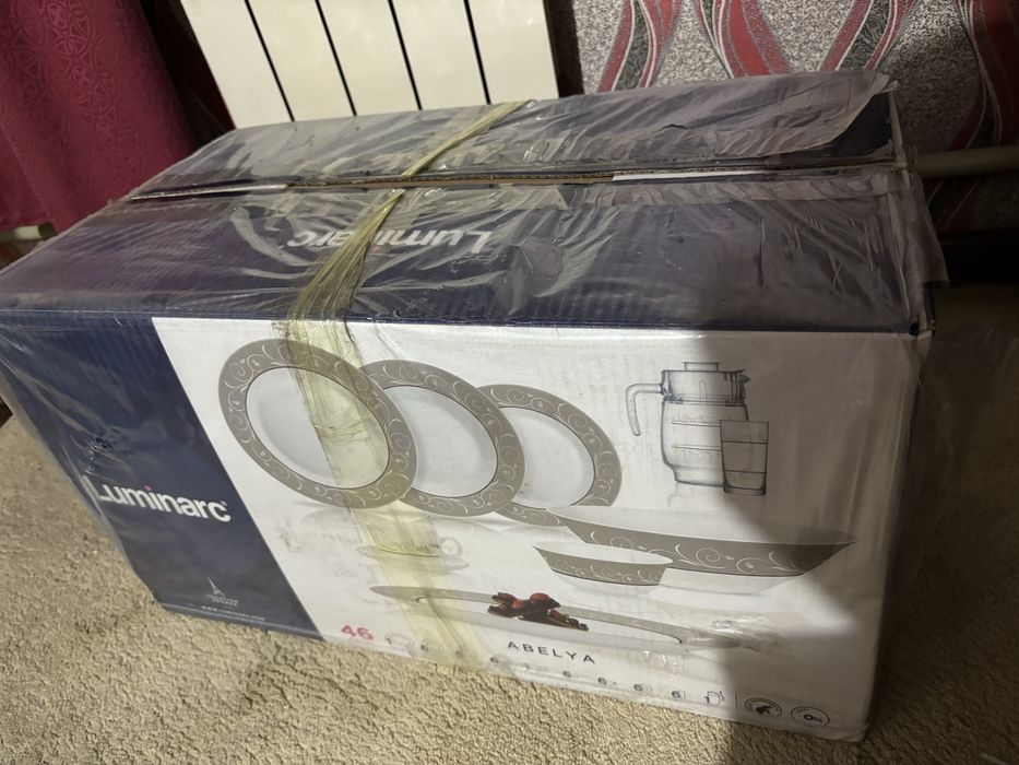 Сервиз 46 предметов