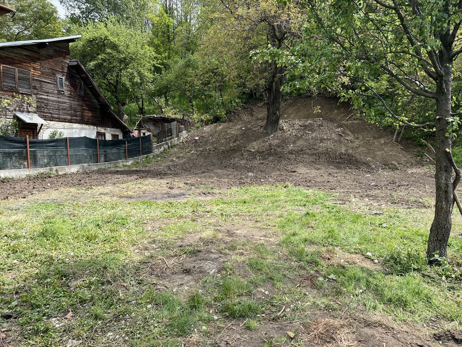 Casa de vacanta cu teren Comarnic