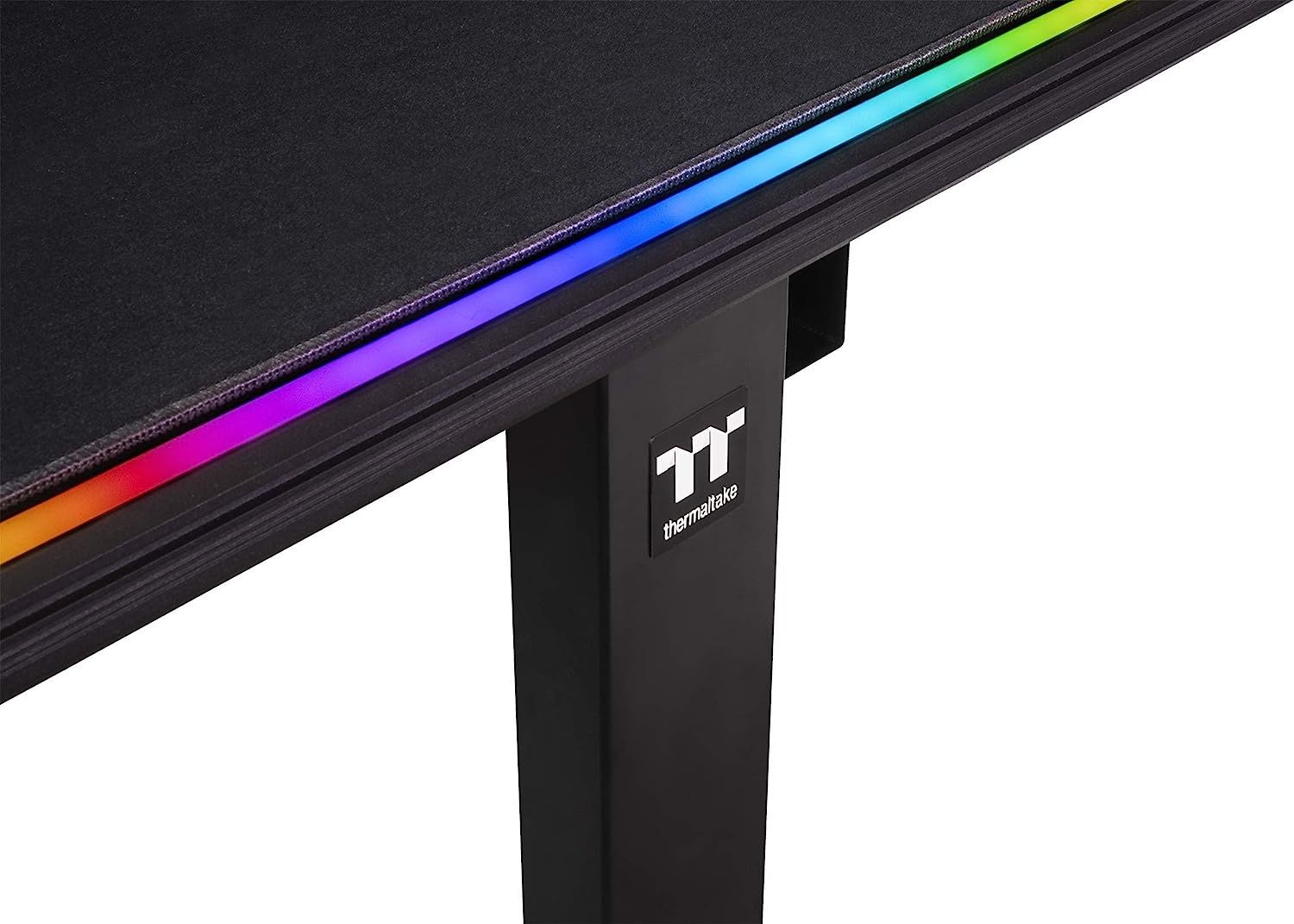 Геймърско Thermaltake Level 20 RGB Battlestation Gaming Desk Бюро