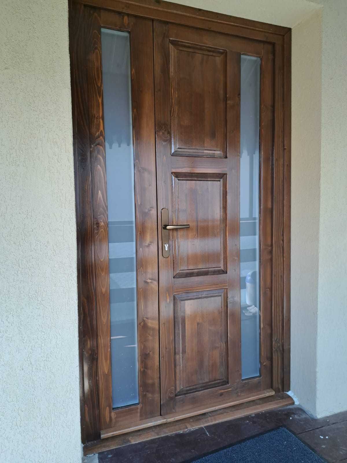 Ferestre si usi din lemn masiv si stratificat
