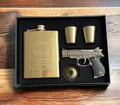 подаръчен комплект Jack Daniels павурче+запалка пистолет + 2 чаши