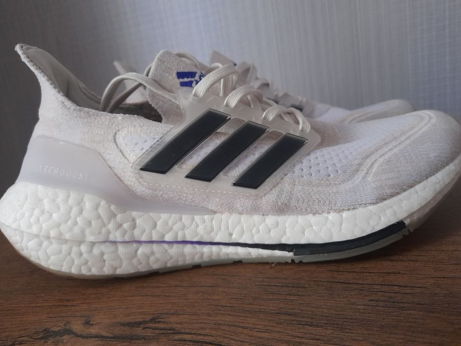 Adidas Ultra Boost 21 маратонки 39 номер.
