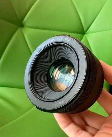 Canon 6D + объектив, вспышка, чехол — отличное состояние!