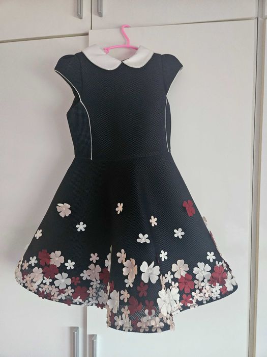 Детска рокля 122 за училище