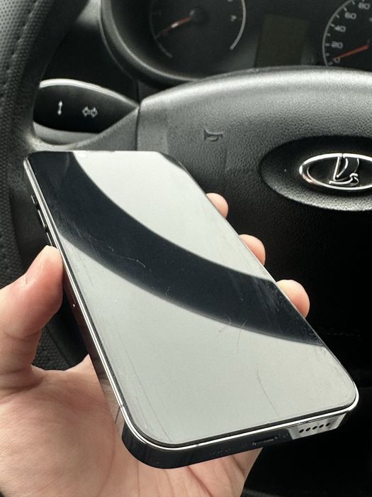 iPhone 13 Pro Graphite, 128 GB.