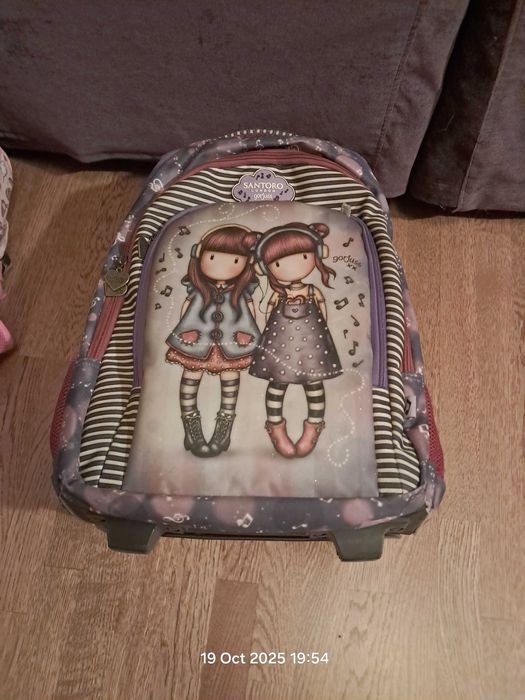 Ghiozdane fata 7-10 ani