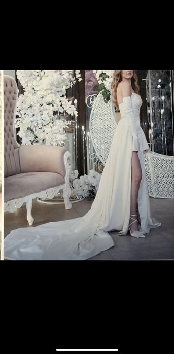 Rochie mireasa - cu trena detasabila si manusi cadou pret negociabil