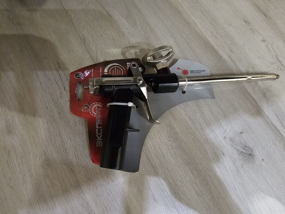 Пистолет для монтажной пены