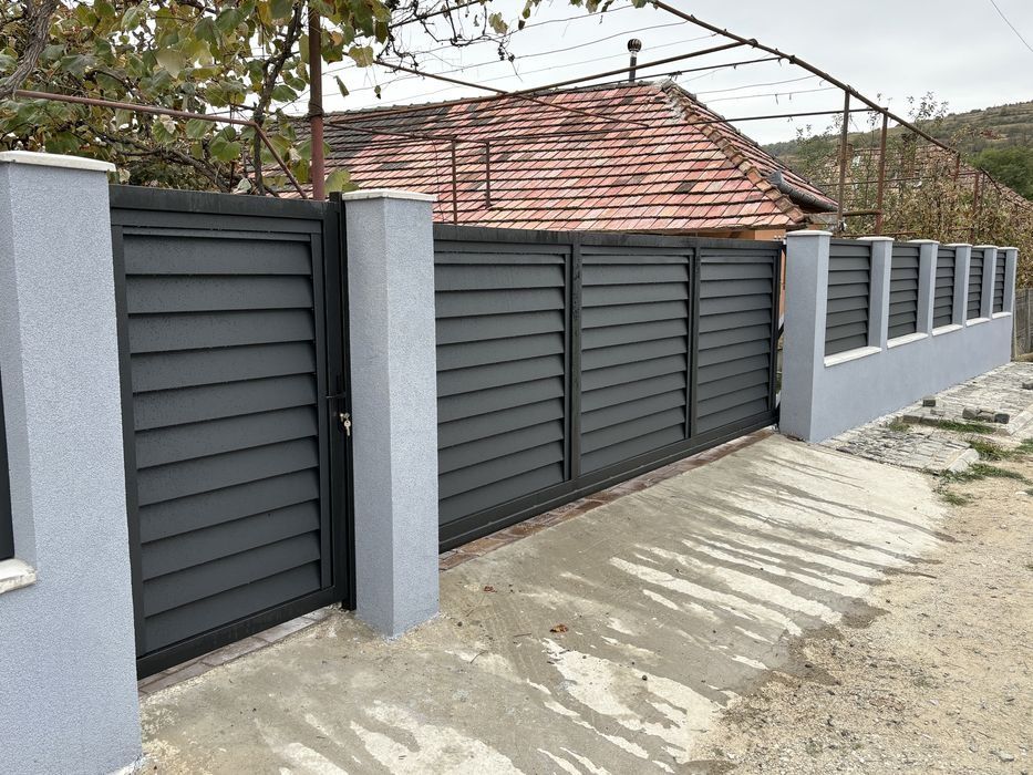 garduri si porti tip jaluzea fer forjat șipcă metalică plasă bordurată