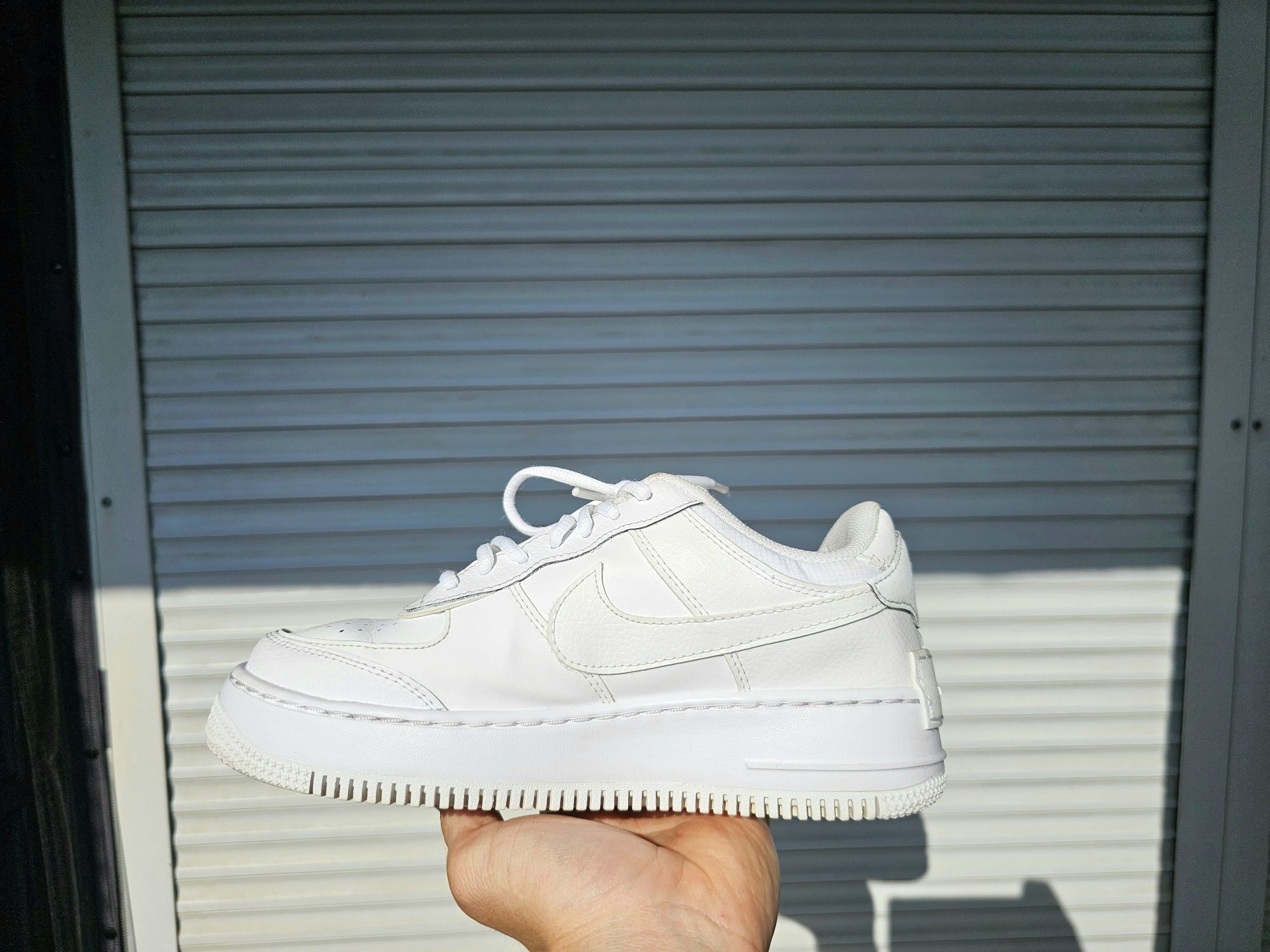 Нови дамски маратонки Nike Air Force 1 Shadow - Бели