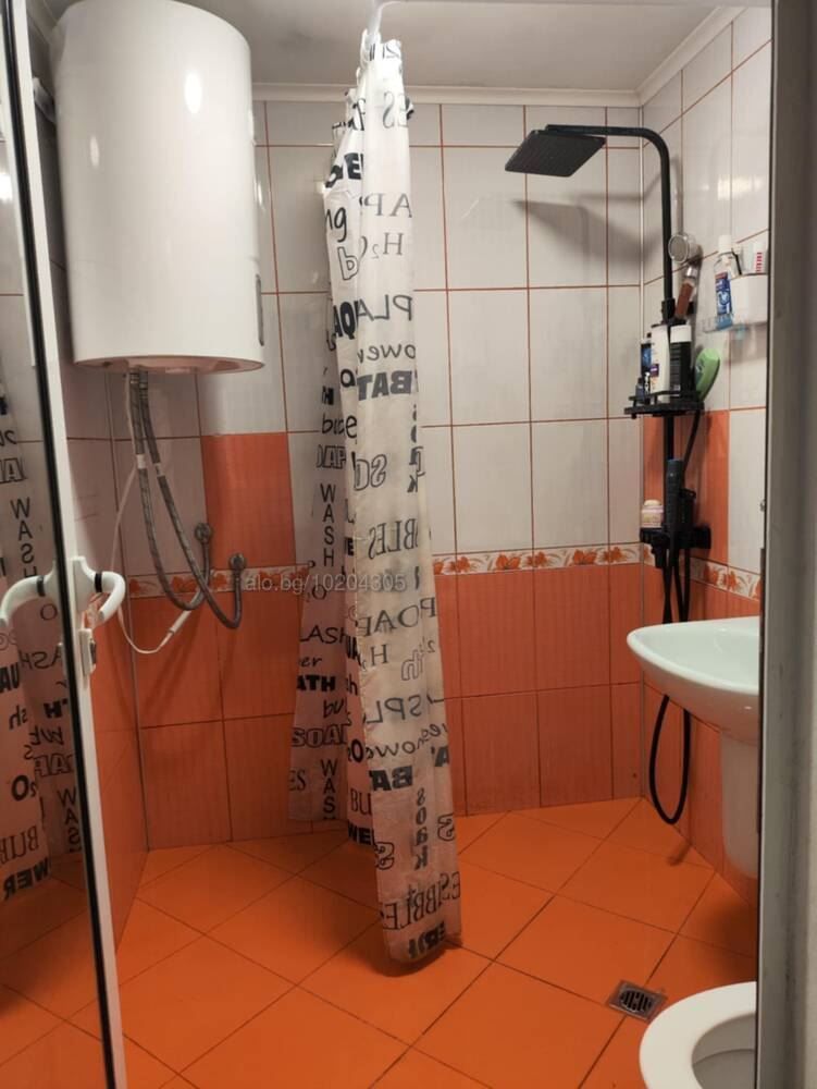 Продава се Четиристаен апартамент в Шумен, Тракия - 115 кв.м за 1331 €/кв.м - Снимка #6