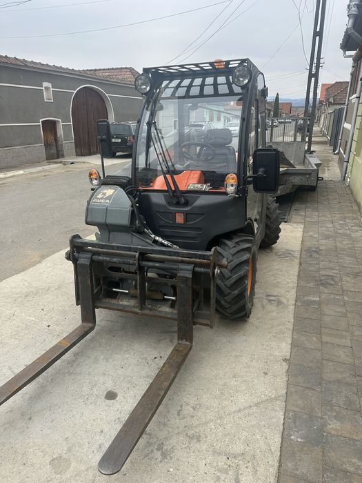 Inchiriem Miniexcavator, Microexcavato, Incarcator, Cilindru Compactor
