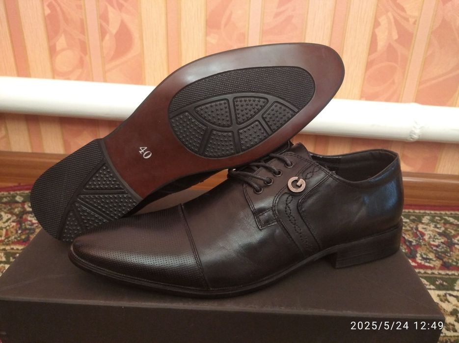 Туфли кожаные новый размер 40