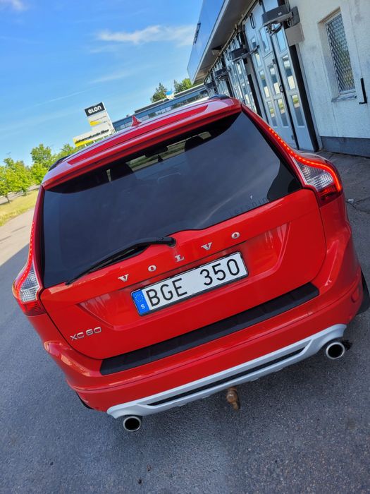 Volvo XC 60.    .