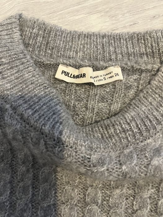 Сив пуловер на Pull and Bear