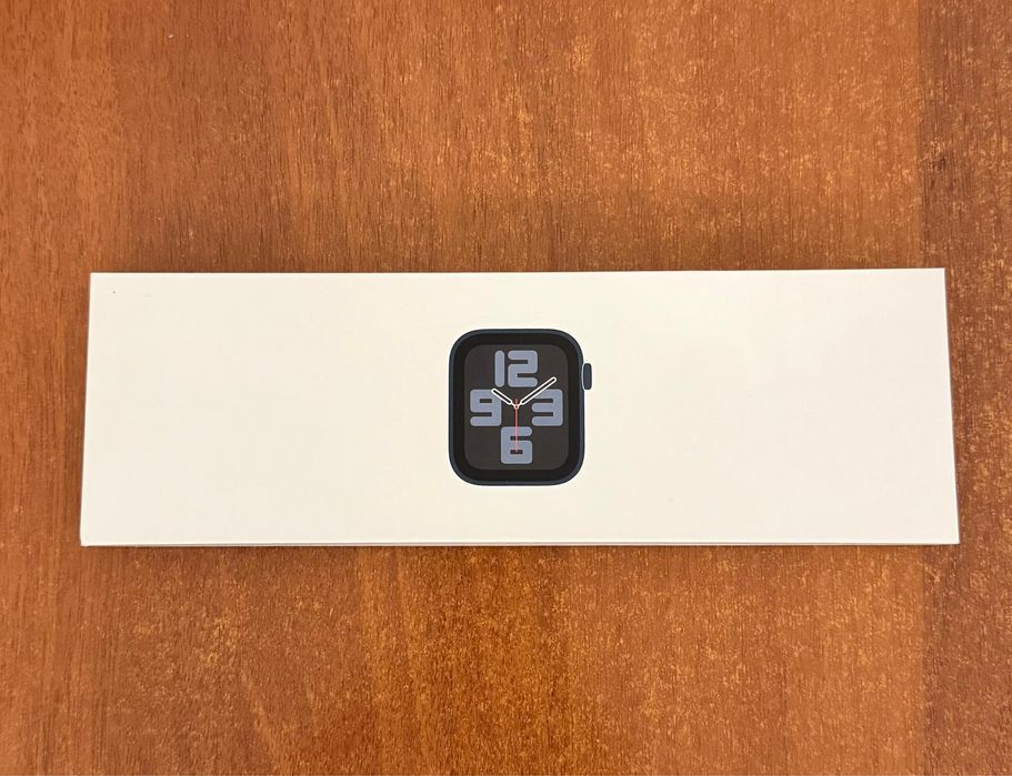 Продается Apple Watch SE 44 MM