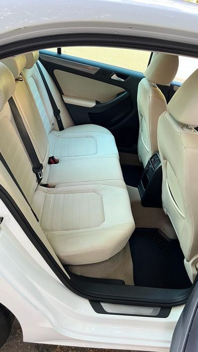 VW Jetta 2.0 TSI DSG Highline, 210 cai, automata, origine România