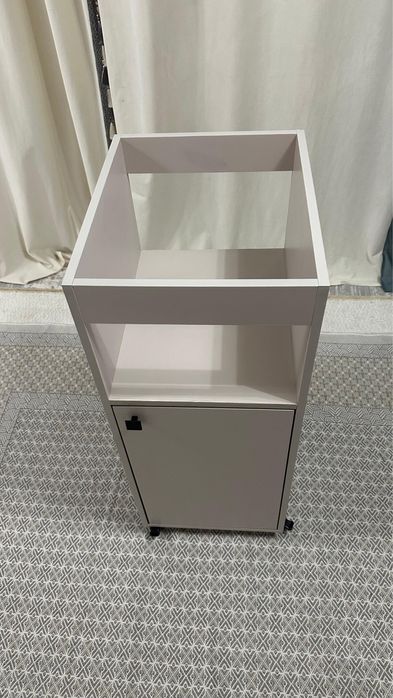 Мобильный тумба для салона