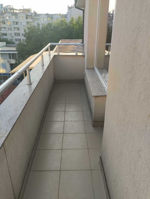 Дава се под наем Двустаен апартамент в Стара Загора, Център - 55 кв.м за 210 € - Снимка #4