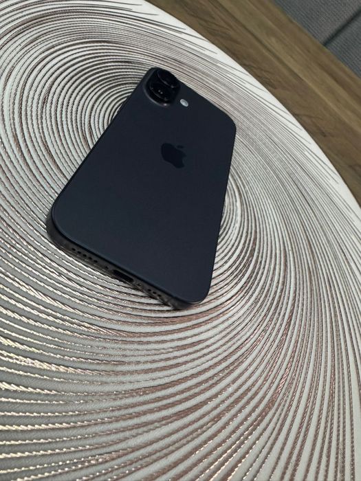 Apple iPhone 16 , 128GB , Black , Nou neactivat.