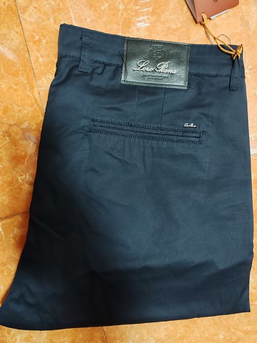 Vind pantaloni Loro Piano original  mărimea 40  calitate premium