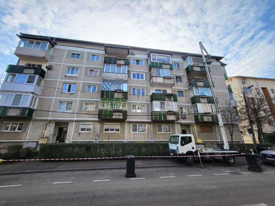 PRB Auto Nacela 28 m.