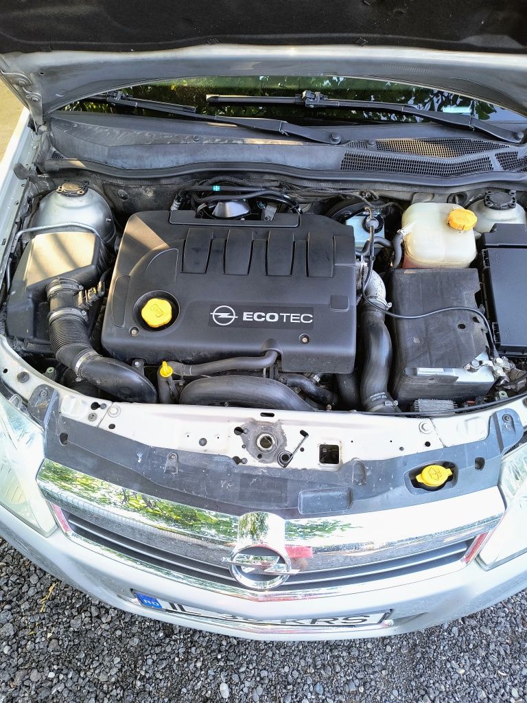 Opel Astra H Hatckbac