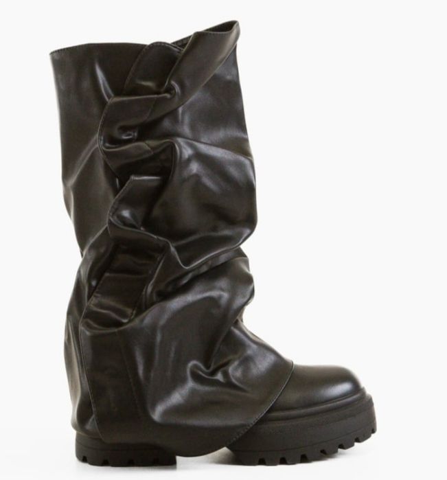 Ботуши със сваляща горна част!