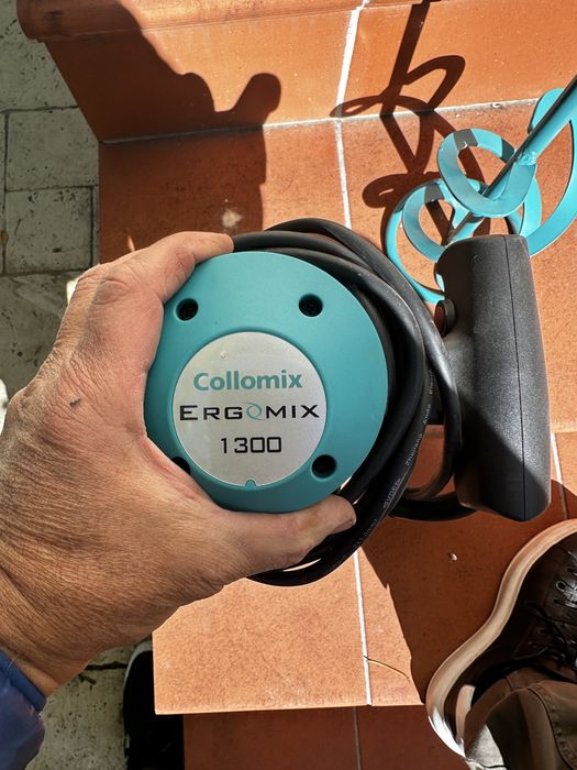 Malaxor Collomix mix 1300 si Hitachi Hikoki  UM16 vst2