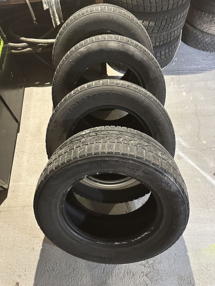 Зимни гуми 275/55/17 Kumho