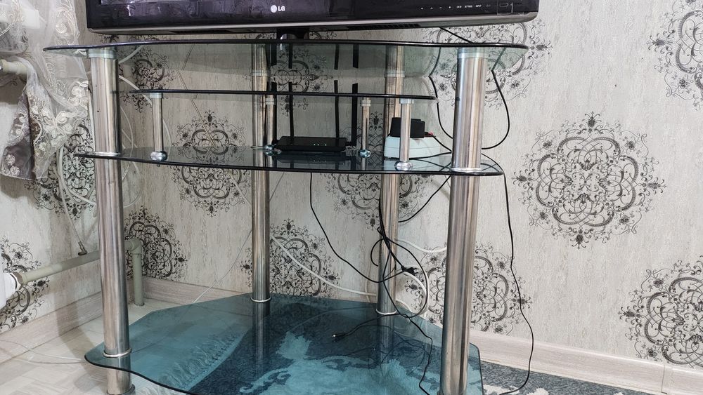 Подставка под телевизор