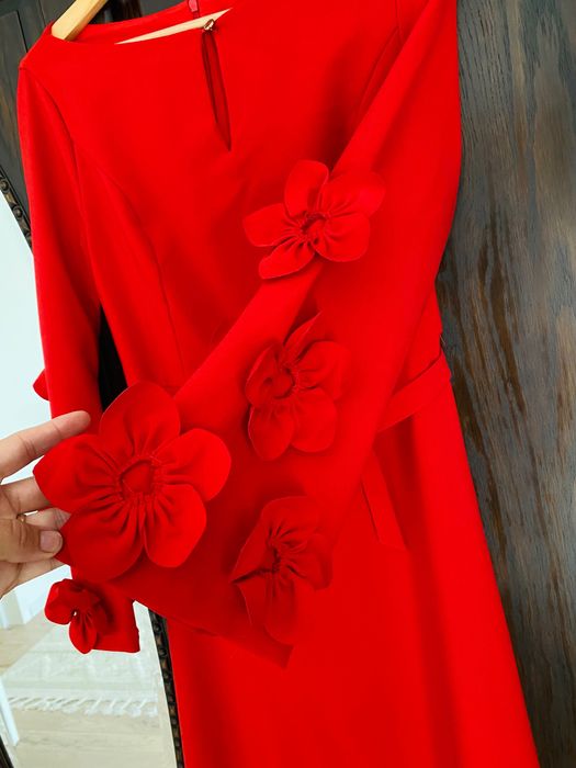 Rochie roșie deosebita, M