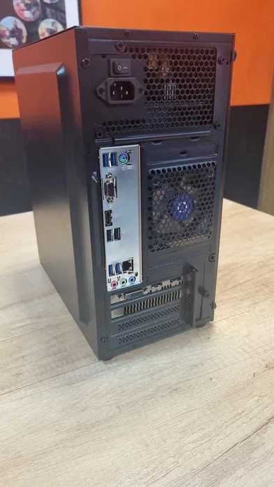 Unitate PC Gaming Aqiris, AMD Ryzen 5, 16 Gb RAM | UsedProducts.Ro