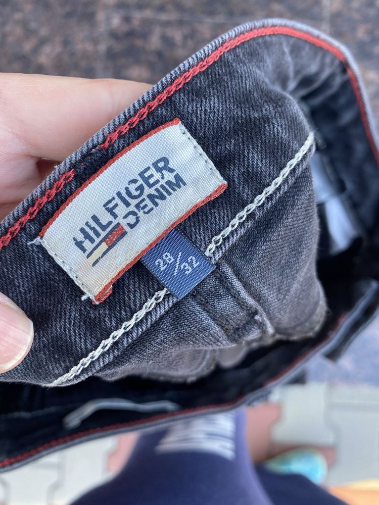 Blugi dama Tommy Hilfiger!