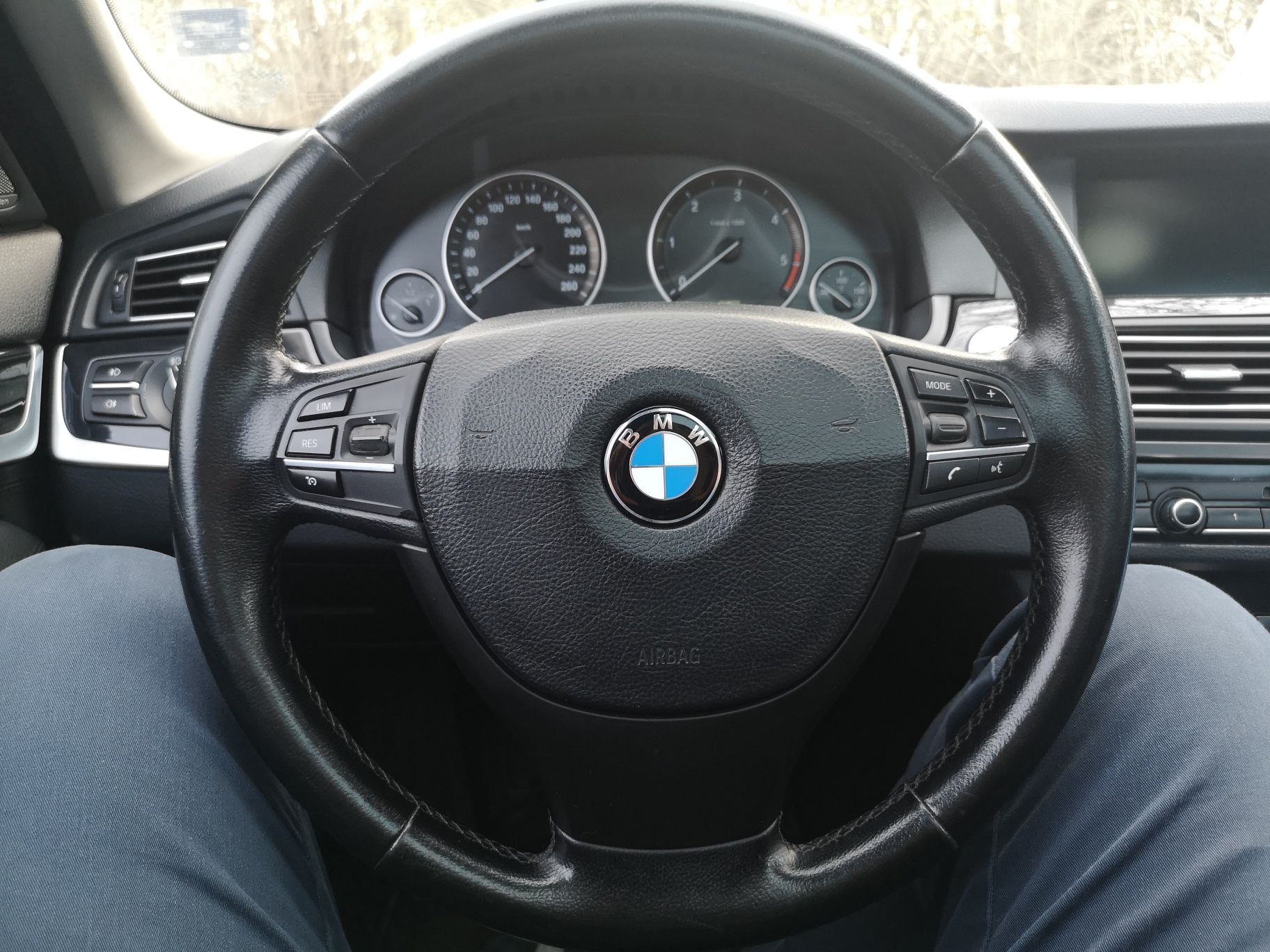 Волан BMW F10 F11 с airbag