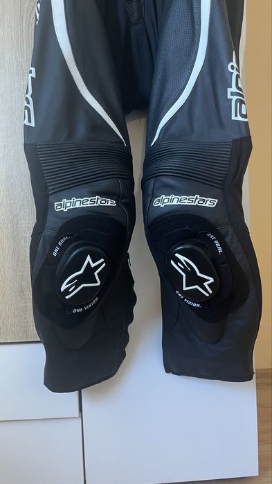 Цял екип Alpinestars Orbiter